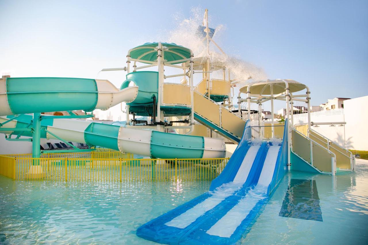 Hotel Atlantica Aqua Blue à Protaras Extérieur photo